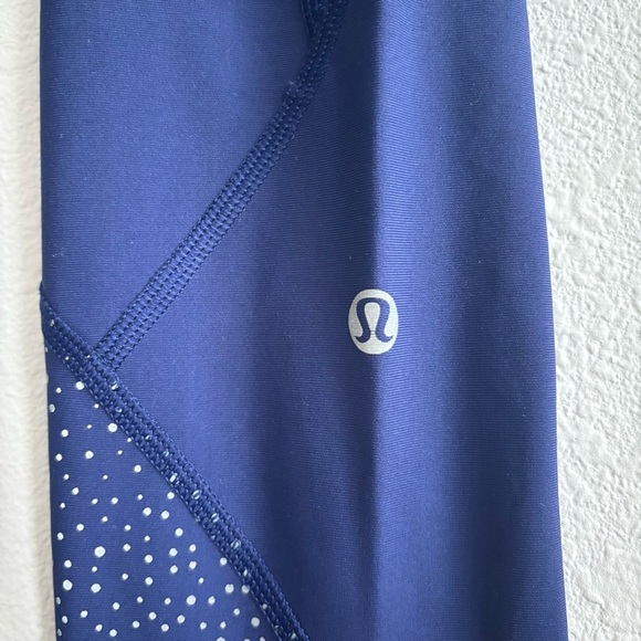 Lululemon Athletica Tight Stuff High Rise 24" Navy Scallop Hem Dot Fade Leggings - Picture 8 of 12
